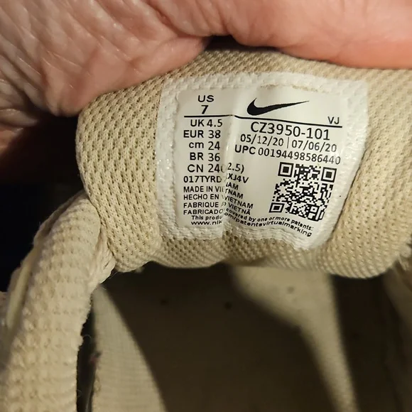 NIKE AIR MAX 90 ~Womens 7 - Picture 9 of 9